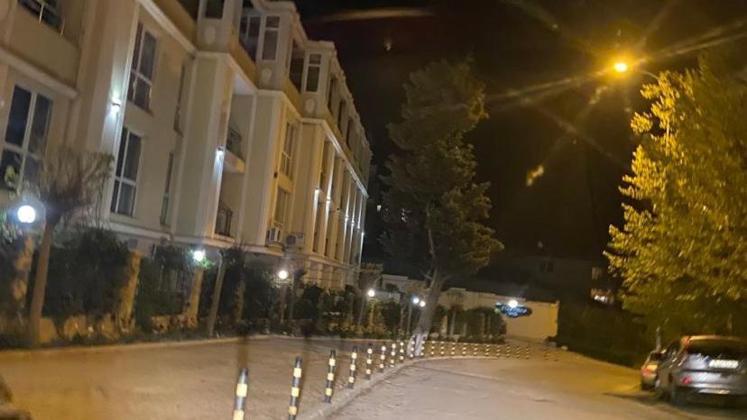 Апартамент- Вила Флоренс На 600 М От Плажа! Varna Esterno foto